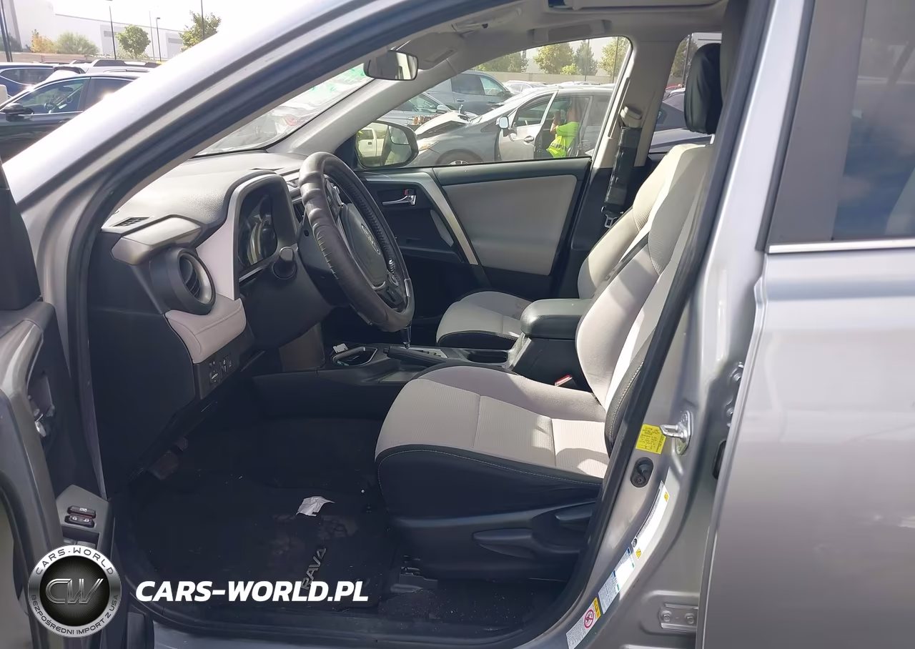 2017 Toyota Rav4 Hybrid Xle VIN:JTMRJREV7HD078633 - 5