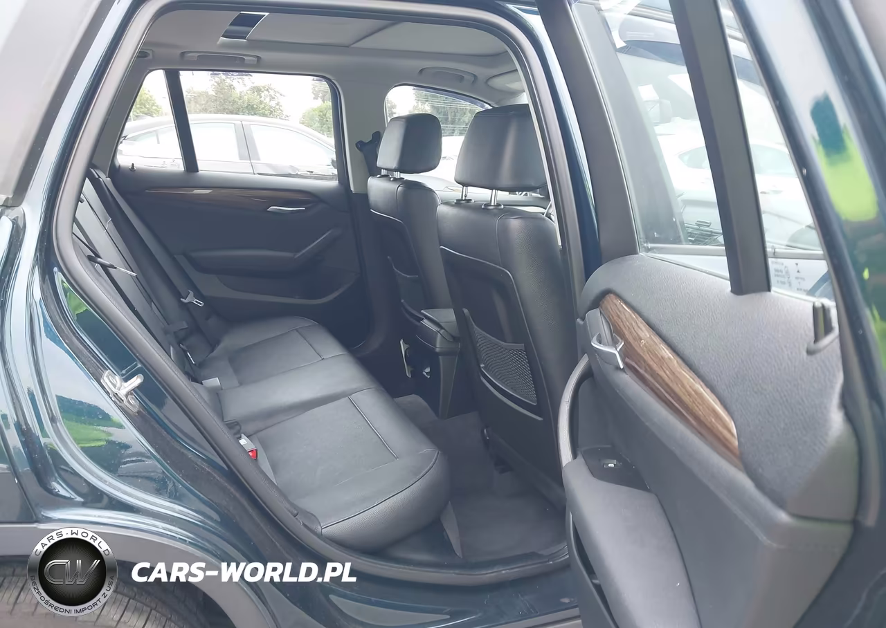 2015 BMW X1 xDrive35I VIN:WBAVM5C58FVV95087 - 8