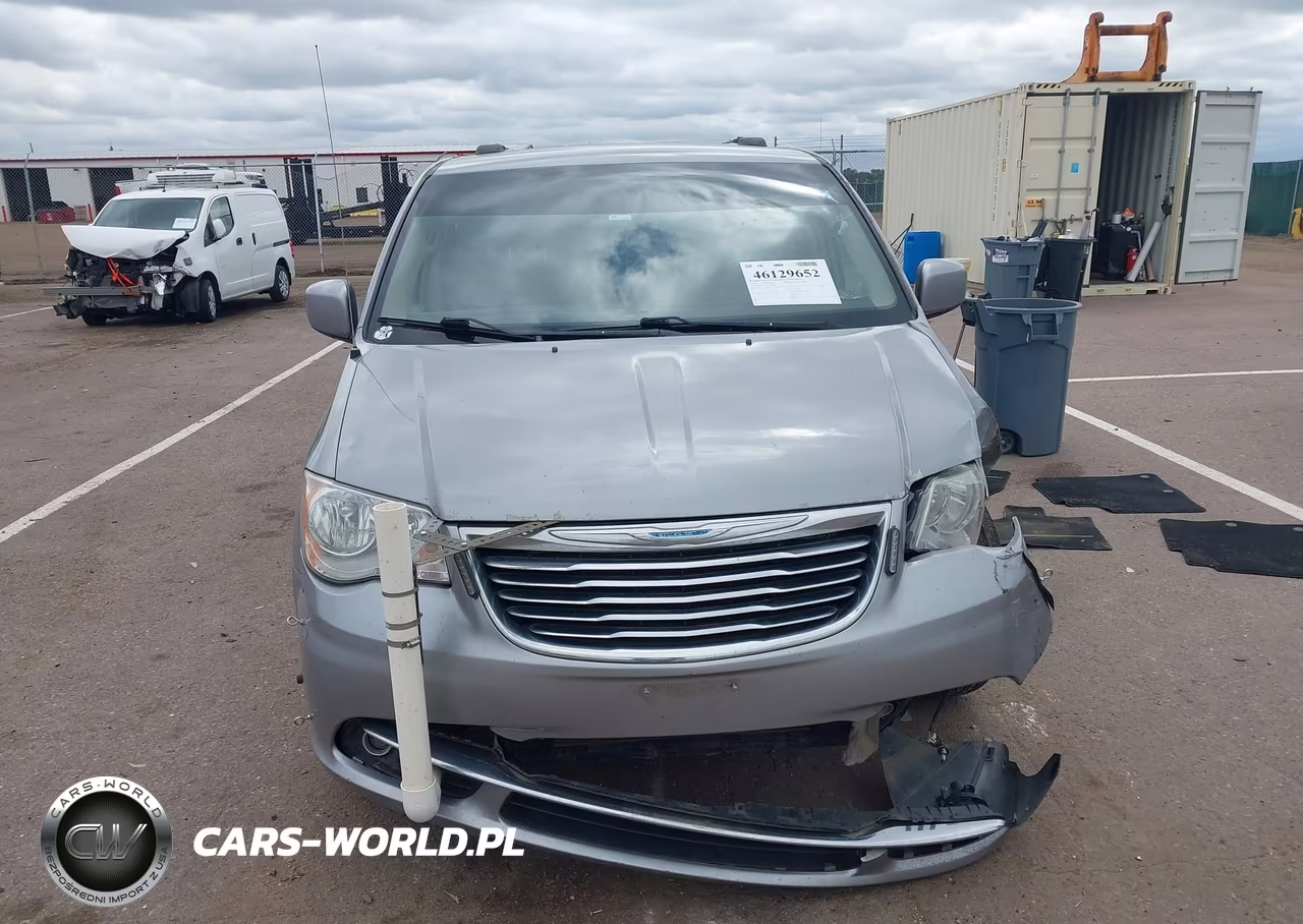 2016 Chrysler Town & Country Touring VIN:2C4RC1BG9GR229386 - 12