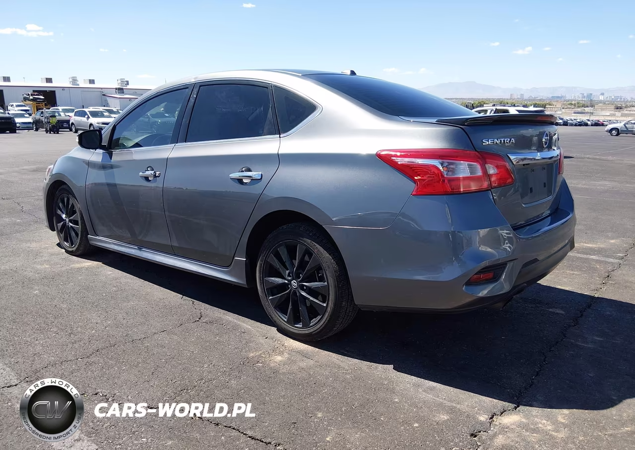 2017 Nissan Sentra Sr Turbo VIN:3N1CB7AP1HY268152 - 3