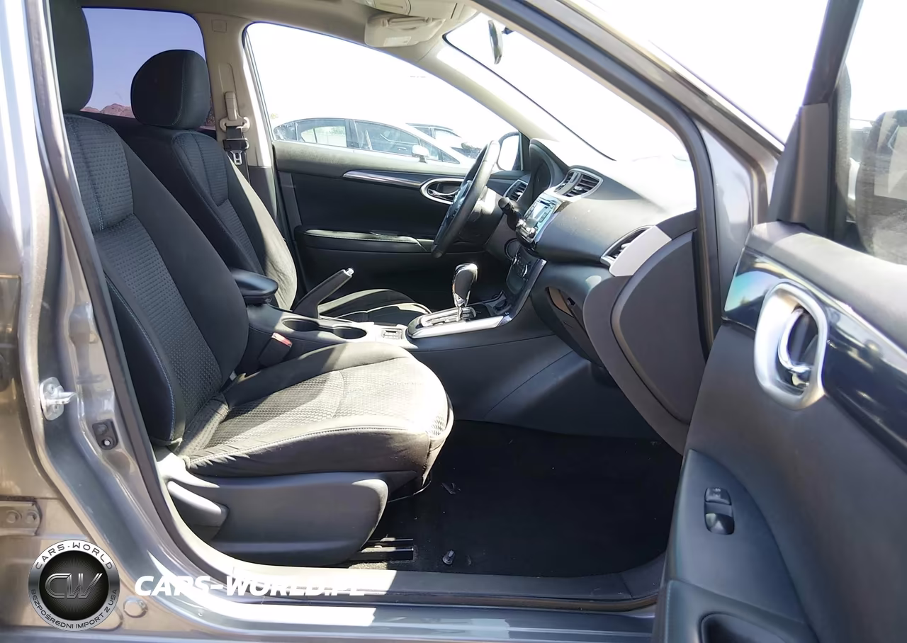 2017 Nissan Sentra Sr Turbo VIN:3N1CB7AP1HY268152 - 5