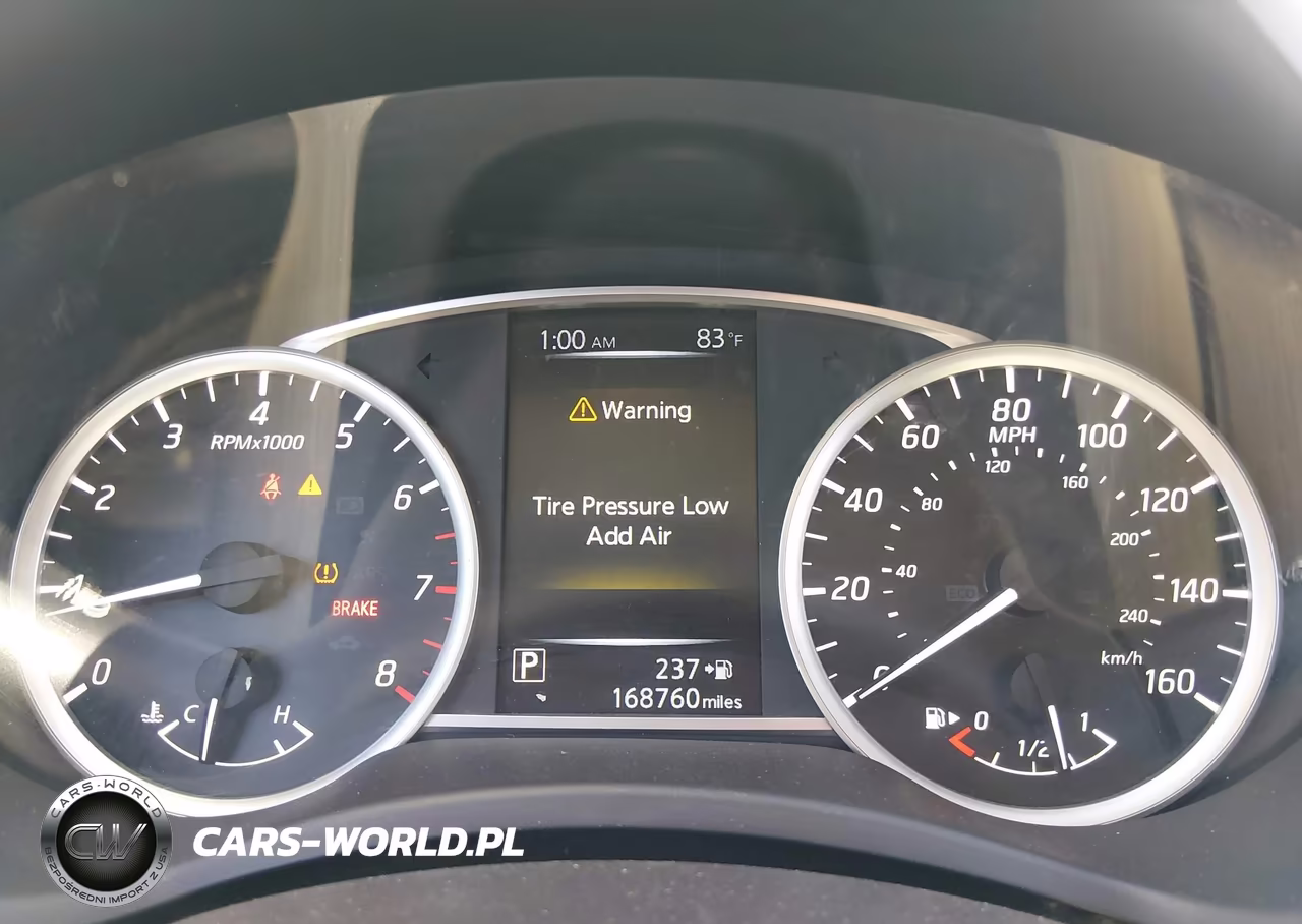 2017 Nissan Sentra Sr Turbo VIN:3N1CB7AP1HY268152 - 7