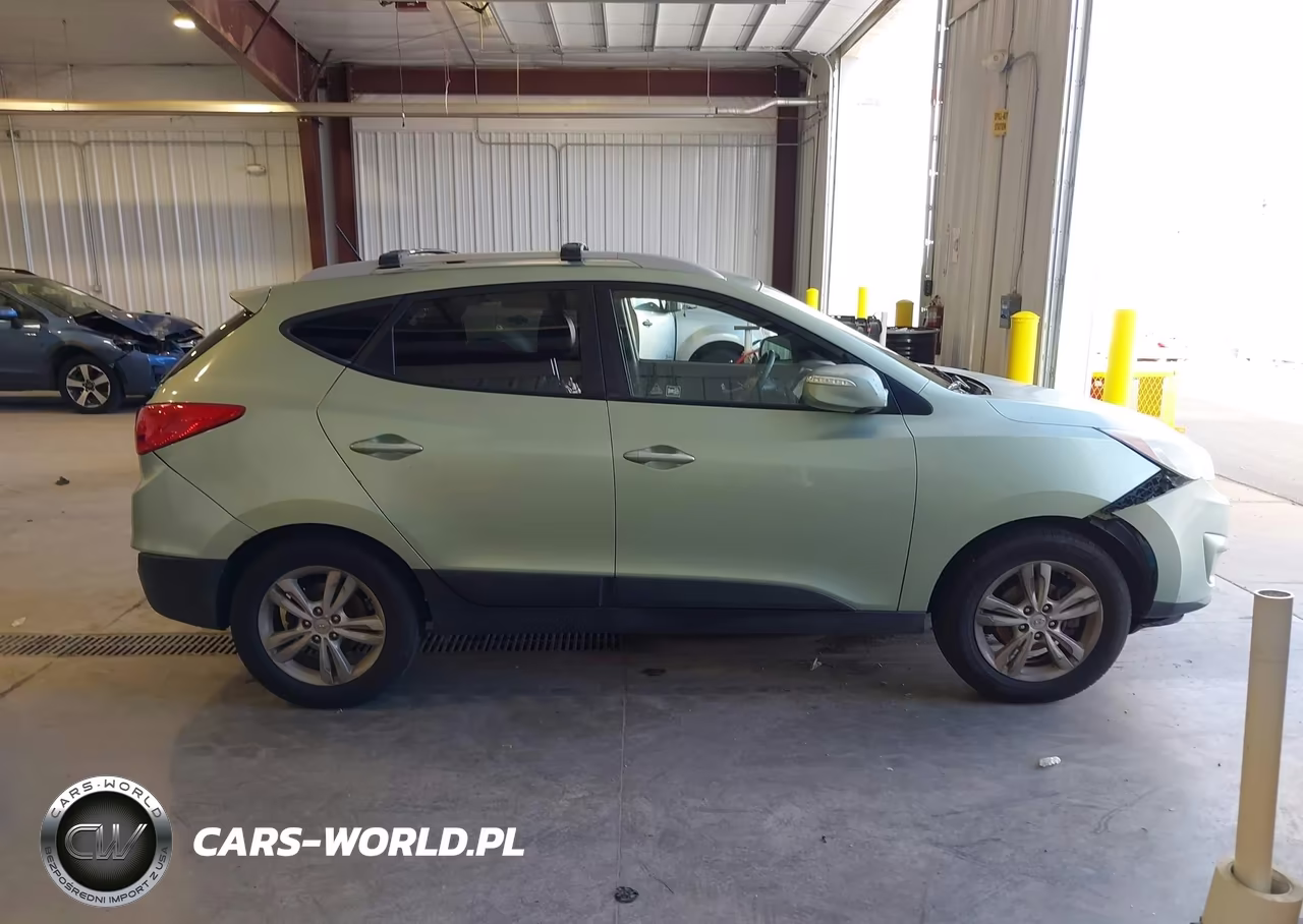 2012 Hyundai Tucson Gls VIN:KM8JUCAC2CU450888 - 14