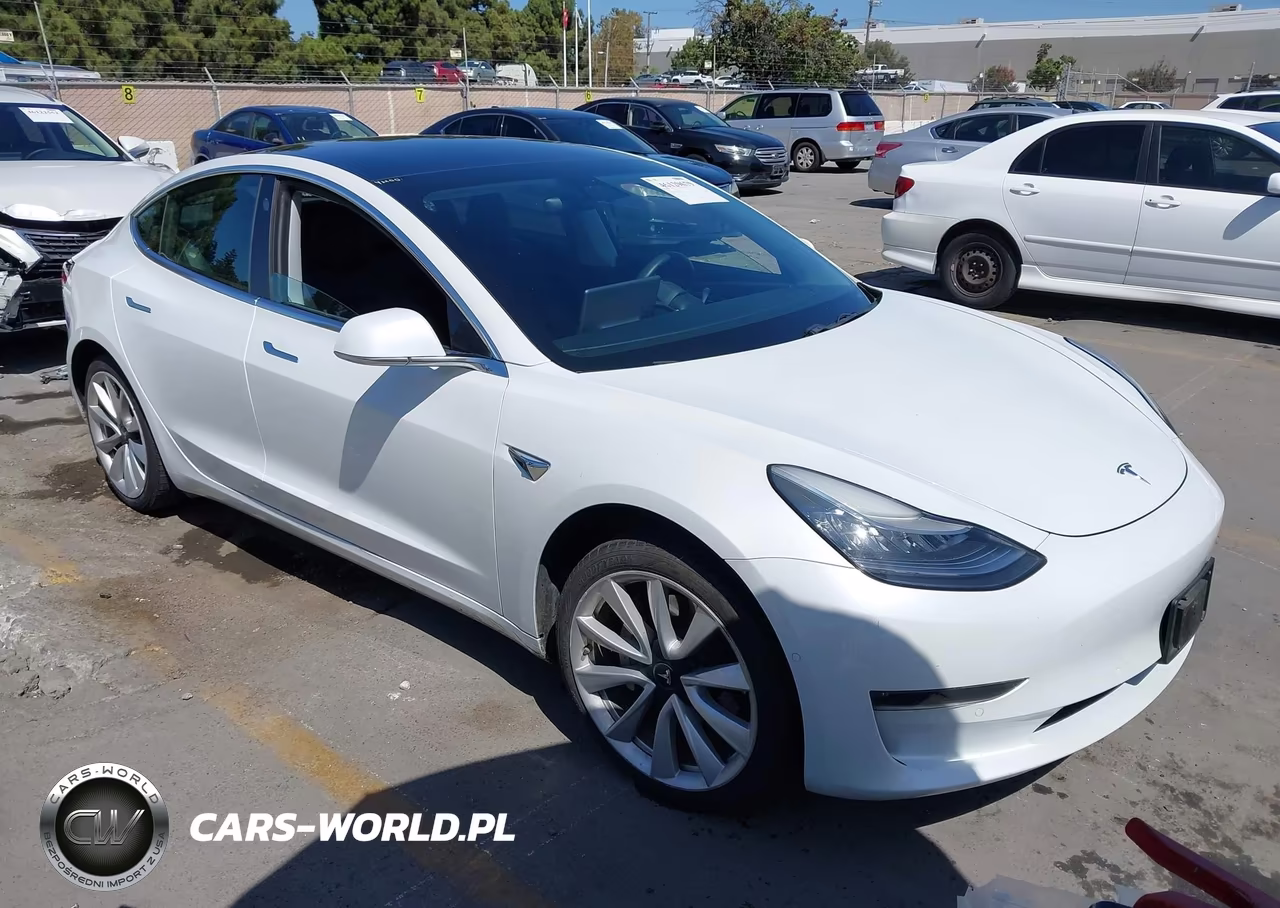 2019 Tesla Model 3 Long Range-Mid Range-Standard Range-Standard Range Plus – zdjęcie 1 z 18