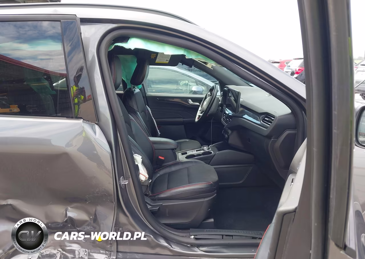 2023 Ford Escape St-Line VIN:1FMCU0MN9PUA88231 - 5