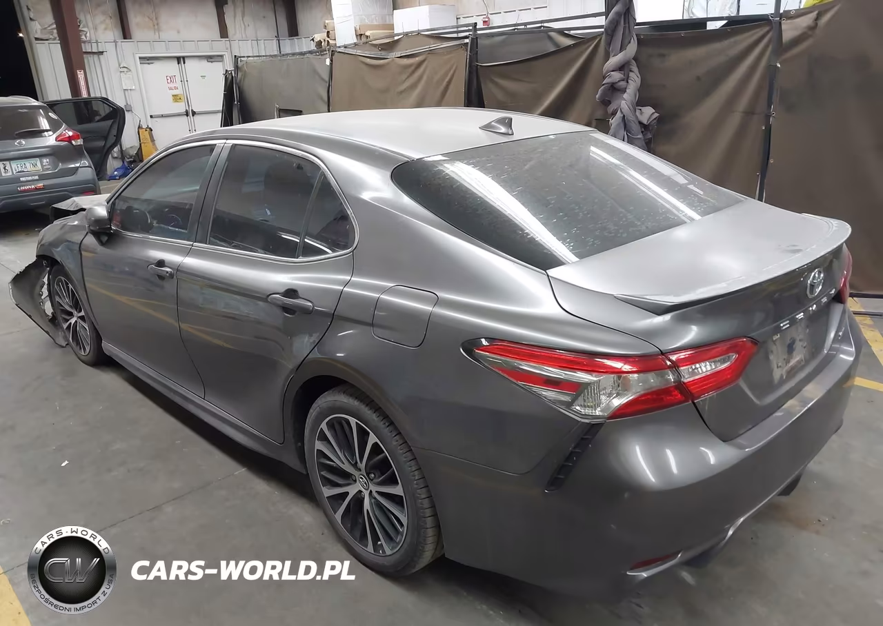 2019 Toyota Camry Se VIN:4T1B11HK0KU710668 - 3