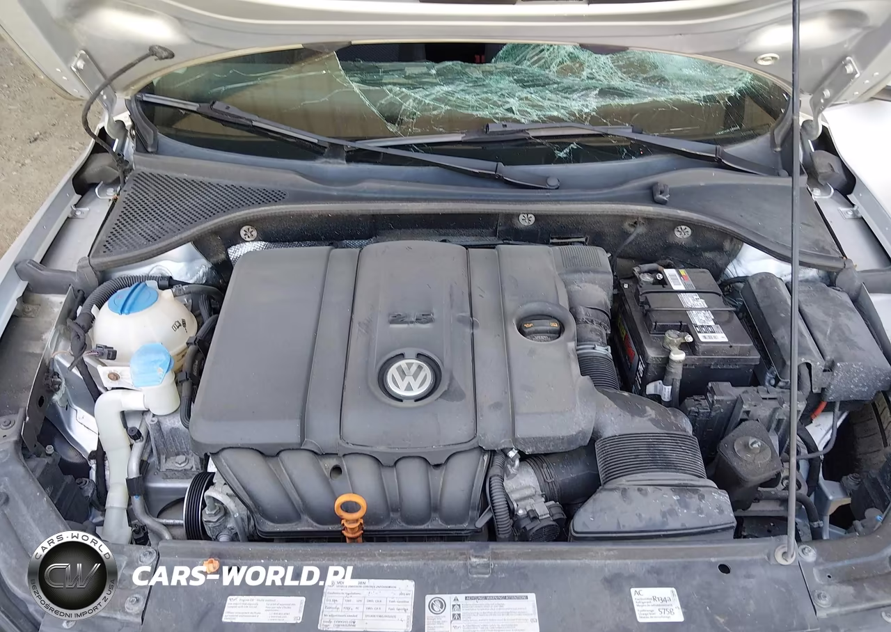 2012 Volkswagen Passat 2.5L S VIN:1VWAP7A36CC005365 - 10