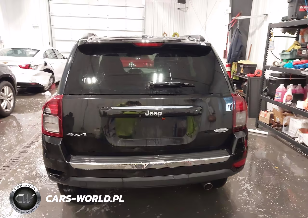 2017 Jeep Compass High Altitude 4X4 VIN:1C4NJDEB0HD139988 - 16