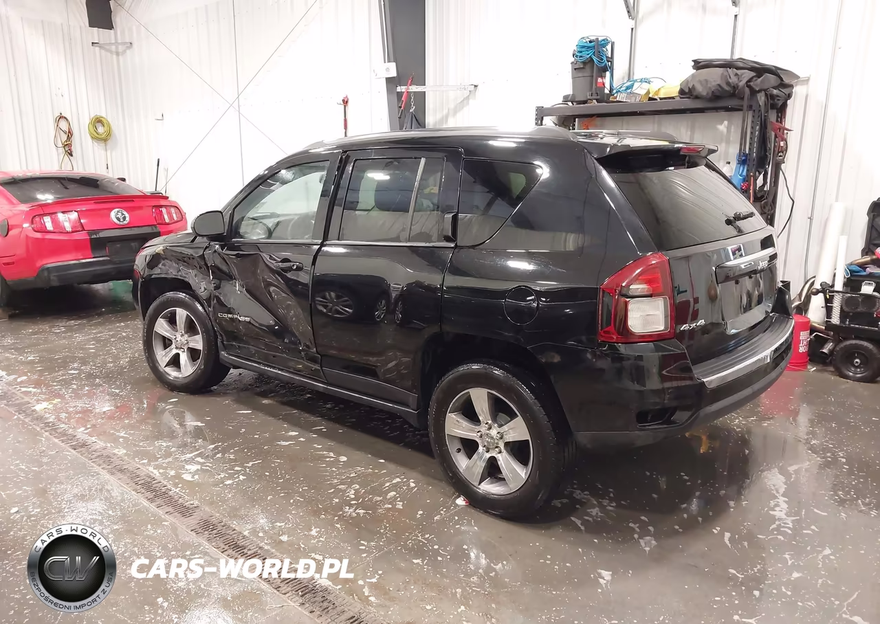 2017 Jeep Compass High Altitude 4X4 VIN:1C4NJDEB0HD139988 - 3