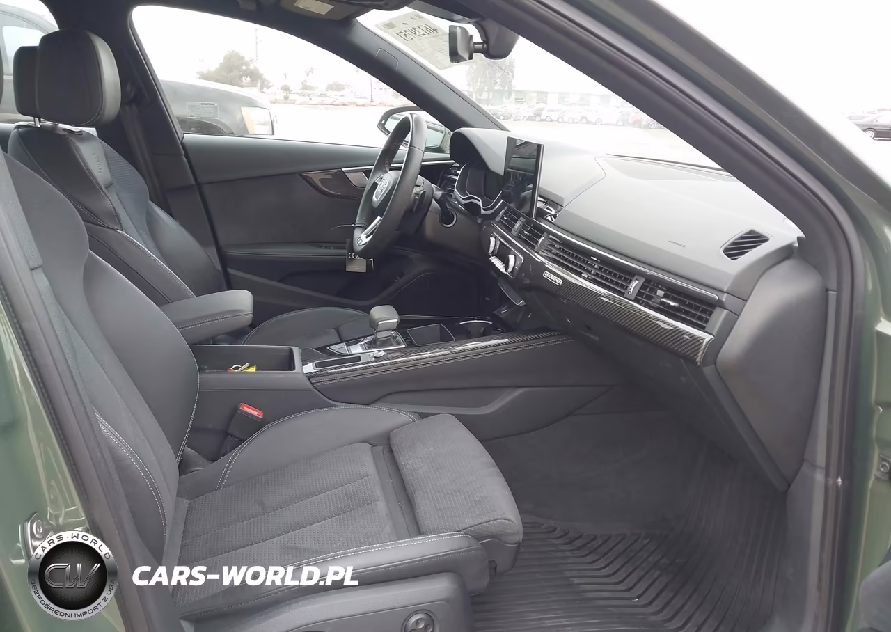 2025 Audi A4 Premium Plus 45 Tfsi S Line Quattro S Tronic VIN:WAUEAAF44SA002346 - 5