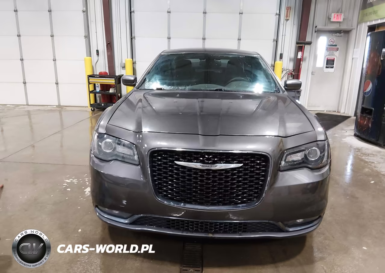 2016 Chrysler 300 300S VIN:2C3CCAGG3GH305158 - 12
