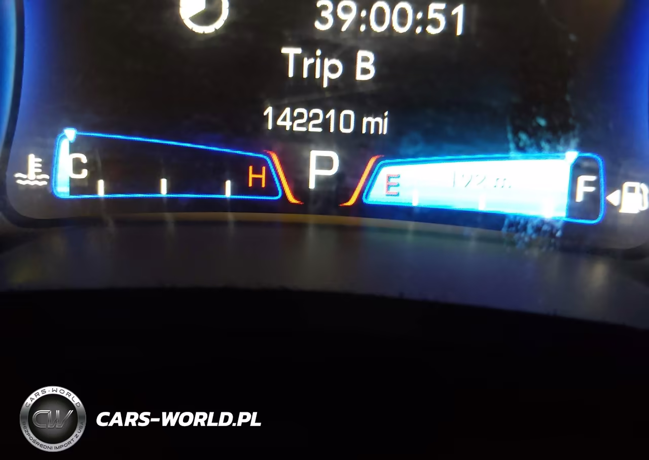 2016 Chrysler 300 300S VIN:2C3CCAGG3GH305158 - 15