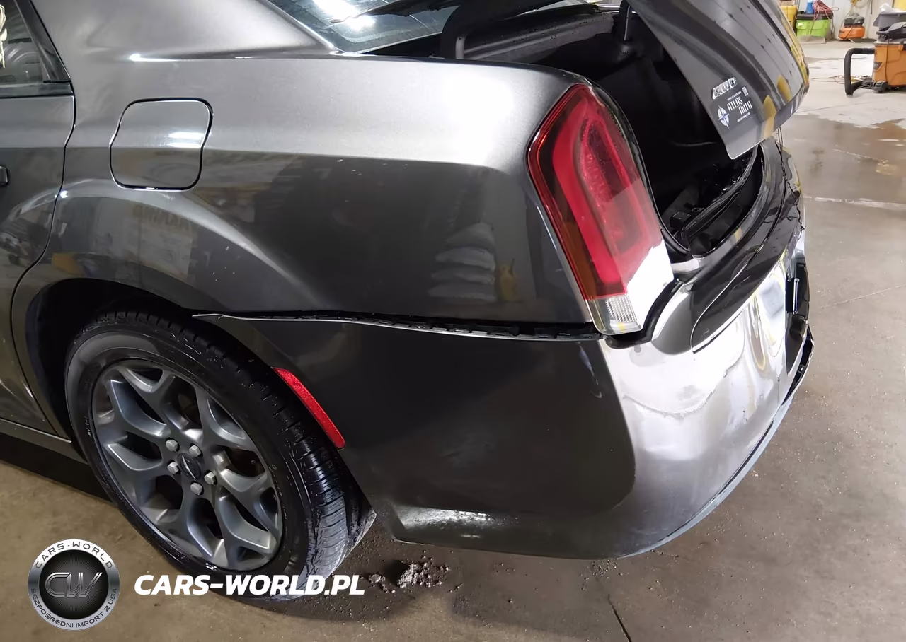 2016 Chrysler 300 300S VIN:2C3CCAGG3GH305158 - 18