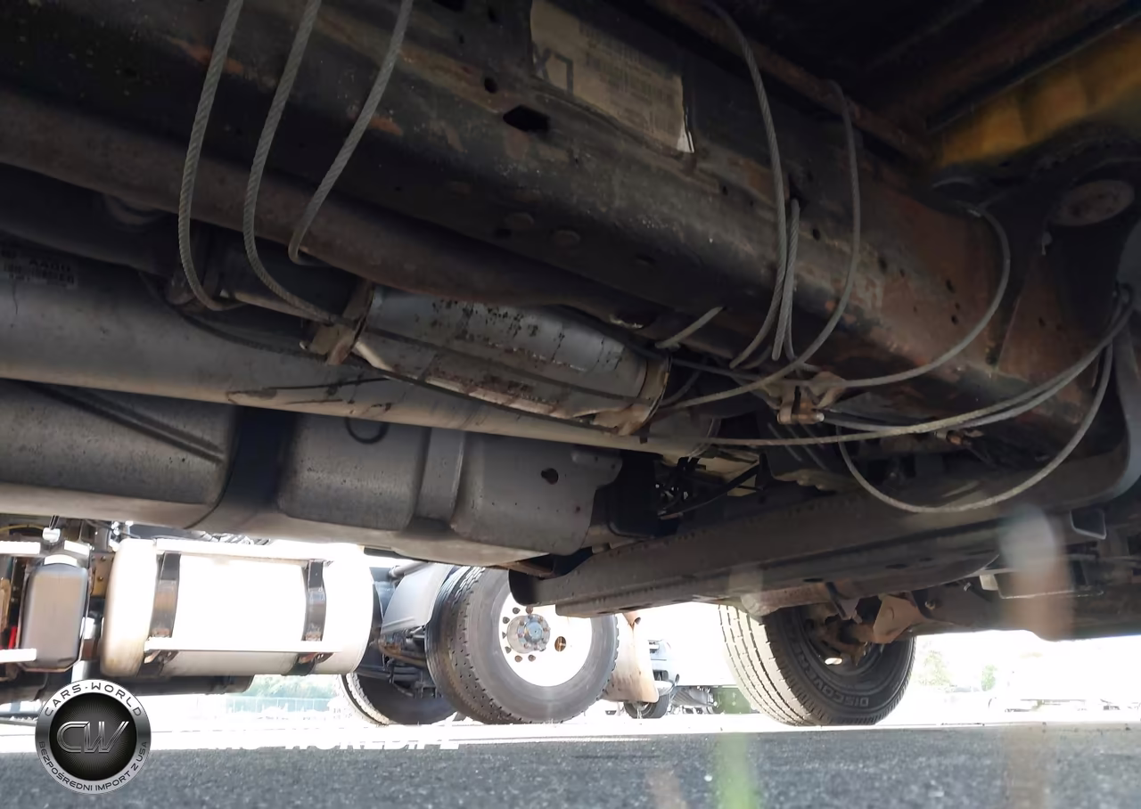2013 GMC Savana Cutaway 3500 VIN:1GD072CAXD1140578 - 18