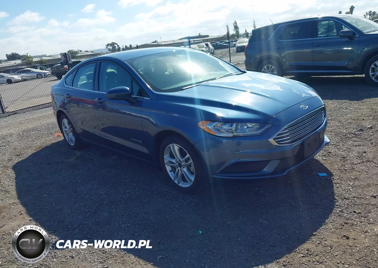 2018 Ford Fusion Hybrid S – zdjęcie 1 z 17