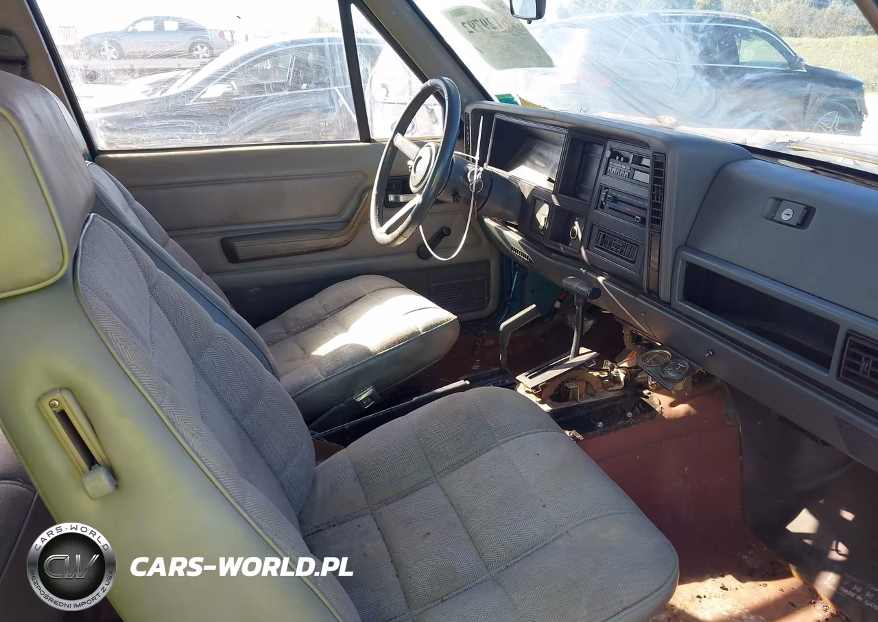 1993 Jeep Cherokee Sport VIN:1J4FJ67S7PL515744 - 5
