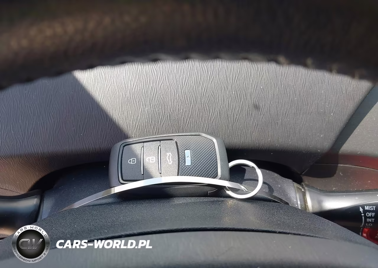 2015 Toyota Prius Four VIN:JTDKN3DUXF1999030 - 11