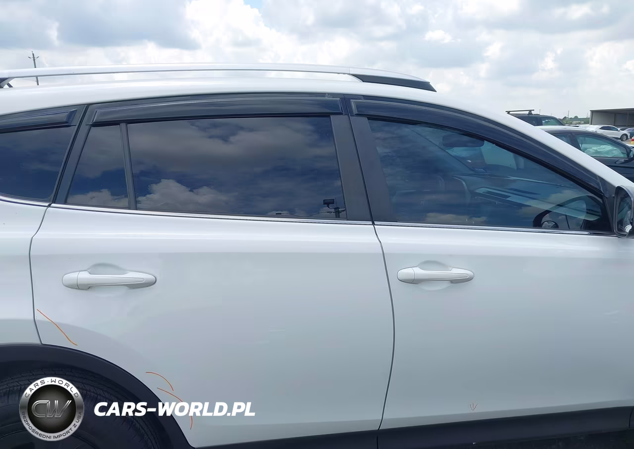 2015 Toyota Rav4 Le VIN:JTMZFREVXFD046094 - 13