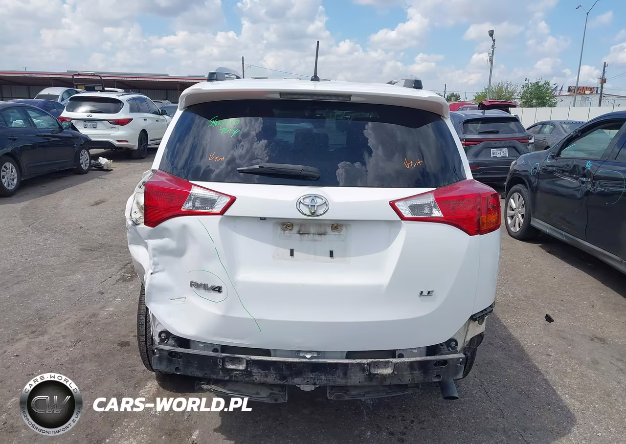 2015 Toyota Rav4 Le VIN:JTMZFREVXFD046094 - 16
