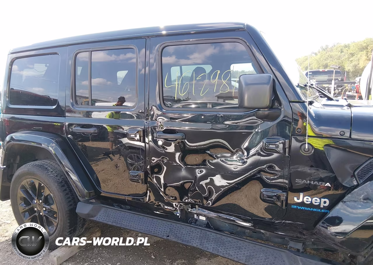 2023 Jeep Wrangler 4Xe Sahara 4X4 VIN:1C4JJXP65PW556610 - 13