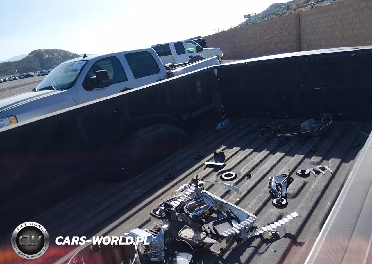 2018 Ford F-350 Lariat VIN:1FT8W3DT3JEB52026 - 6