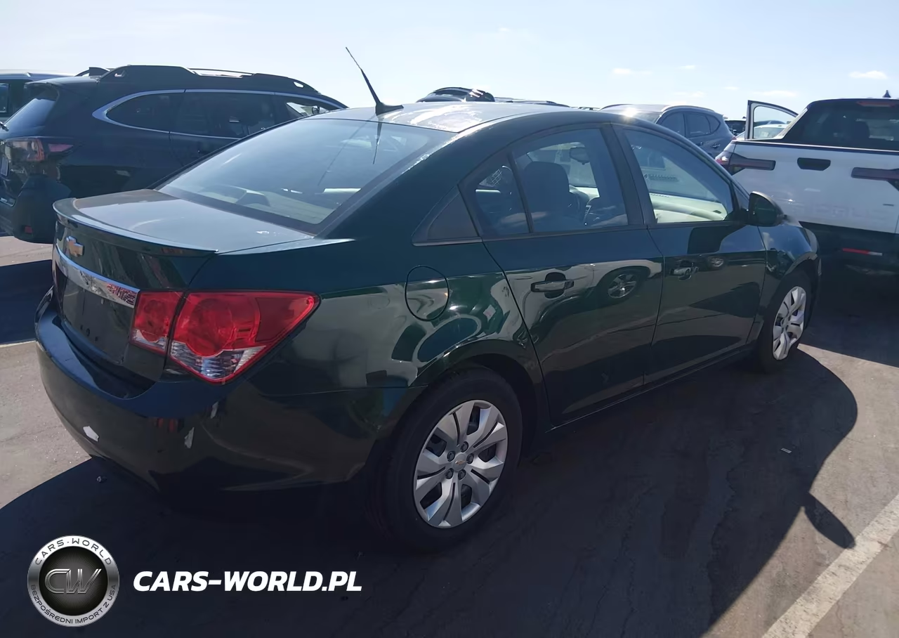 2014 Chevrolet Cruze Ls Auto VIN:1G1PA5SH3E7351715 - 4