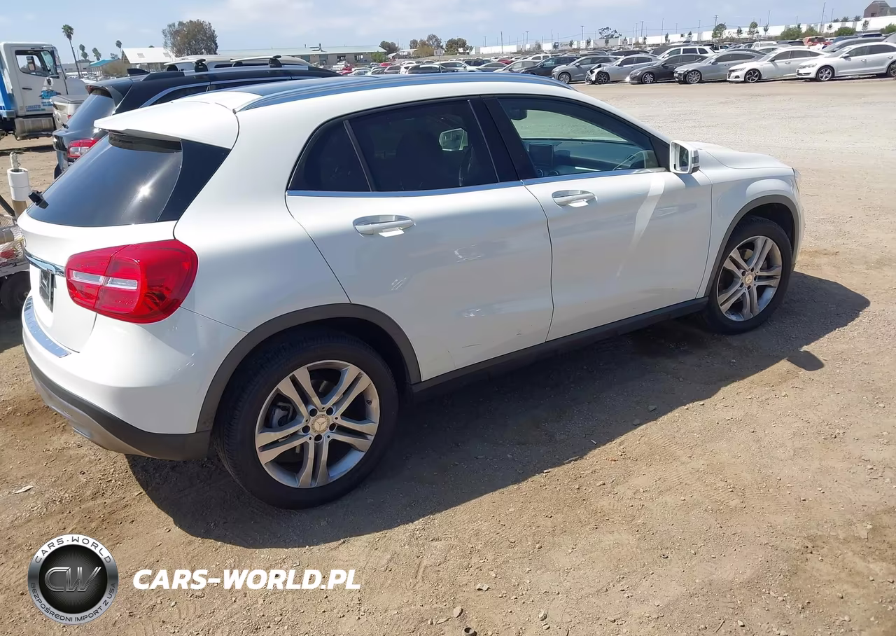 2015 Mercedes-Benz Gla 250 VIN:WDCTG4EB1FJ185456 - 4