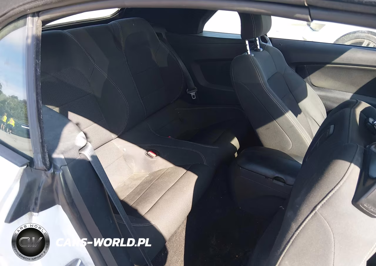 2015 Ford Mustang V6 VIN:1FATP8EM3F5330851 - 8