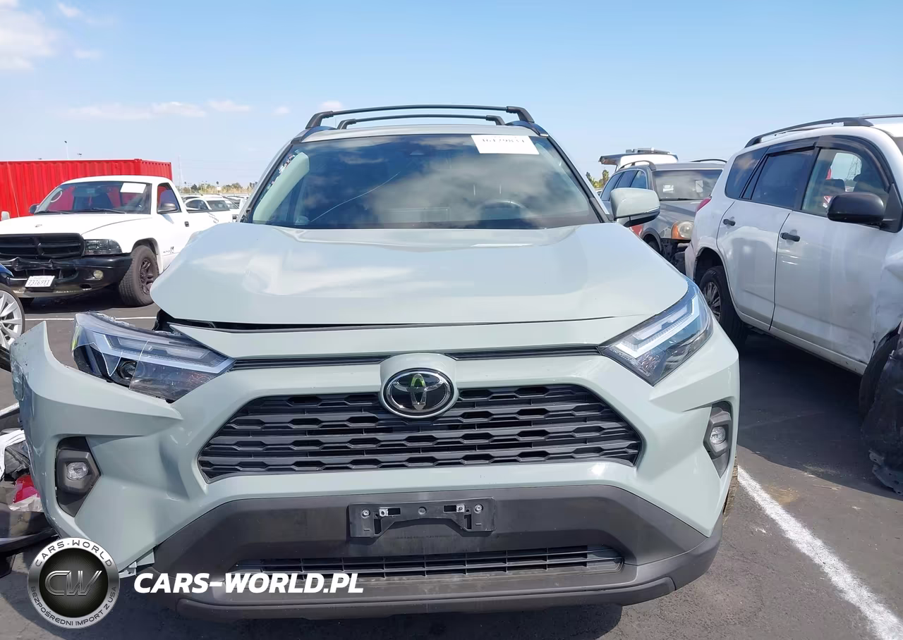 2022 Toyota Rav4 Xle Premium VIN:2T3C1RFV5NW215829 - 12