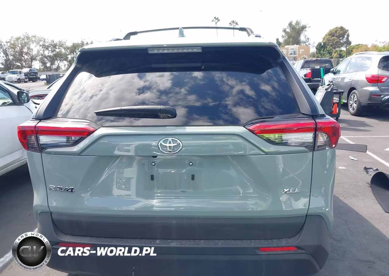 2022 Toyota Rav4 Xle Premium VIN:2T3C1RFV5NW215829 - 16
