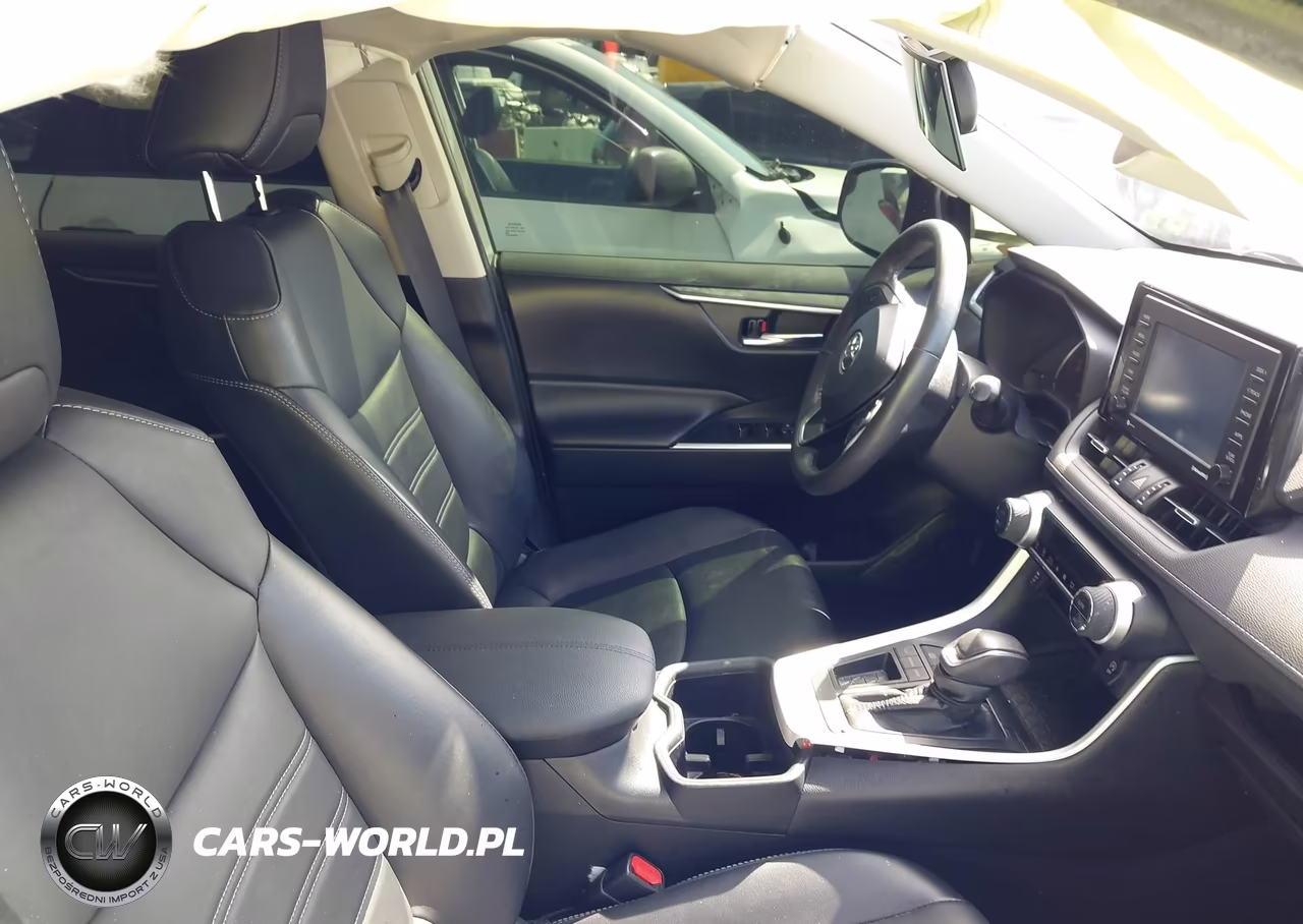 2022 Toyota Rav4 Xle Premium VIN:2T3C1RFV5NW215829 - 5