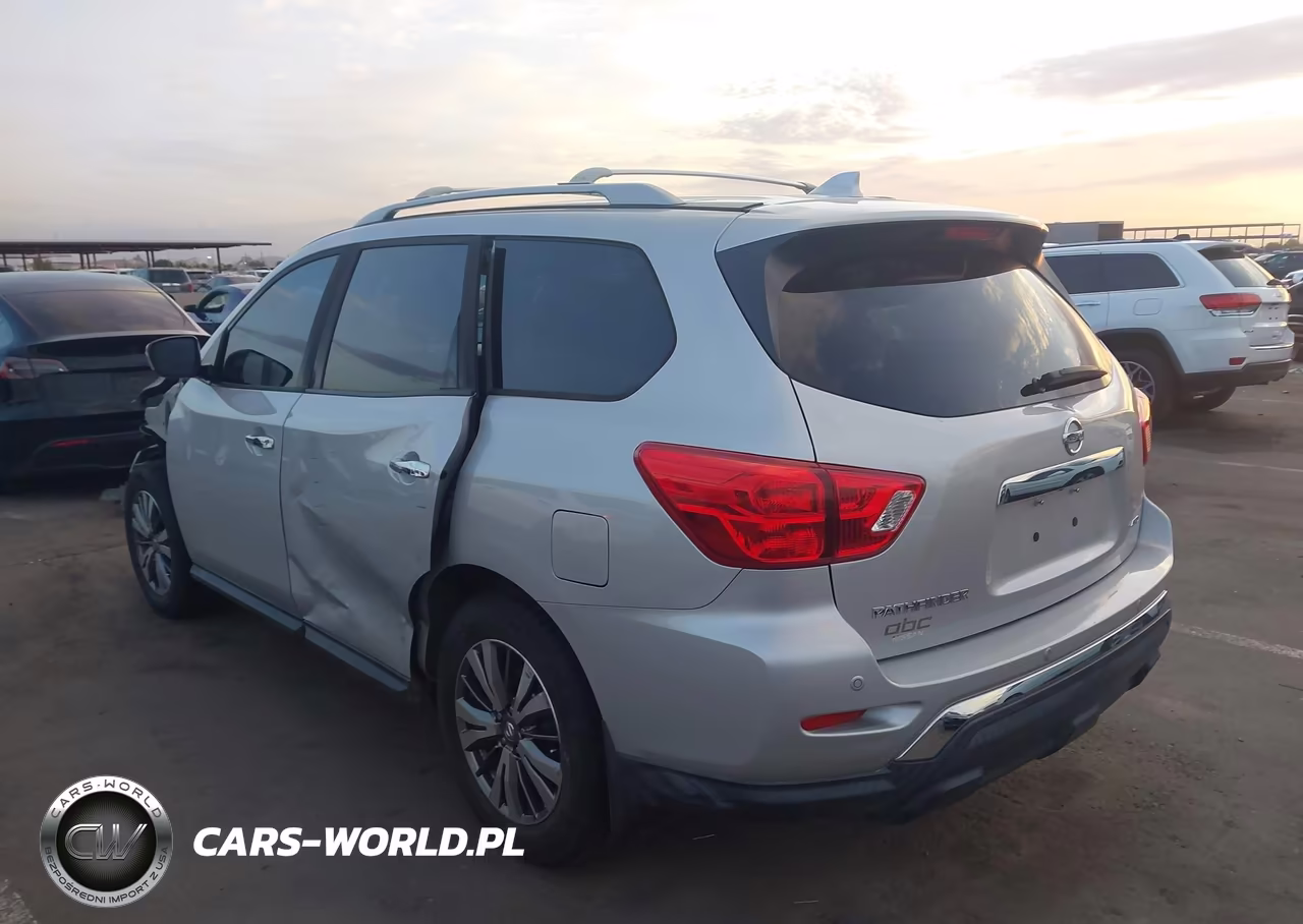 2019 Nissan Pathfinder S VIN:5N1DR2MM7KC652353 - 3