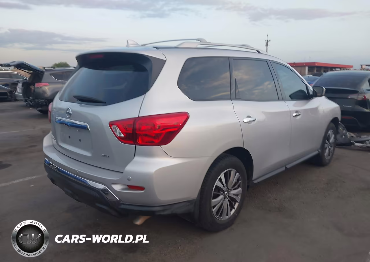 2019 Nissan Pathfinder S VIN:5N1DR2MM7KC652353 - 4