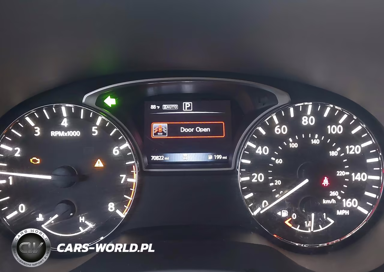 2019 Nissan Pathfinder S VIN:5N1DR2MM7KC652353 - 7