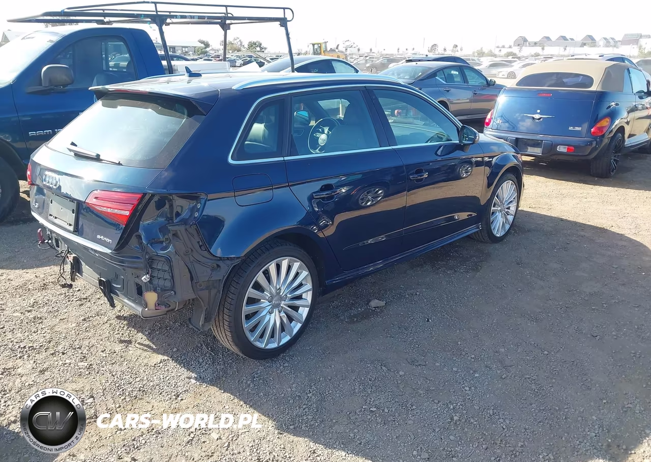 2017 Audi A3 E-Tron 1.4T Premium VIN:WAUTPBFF2HA134222 - 4
