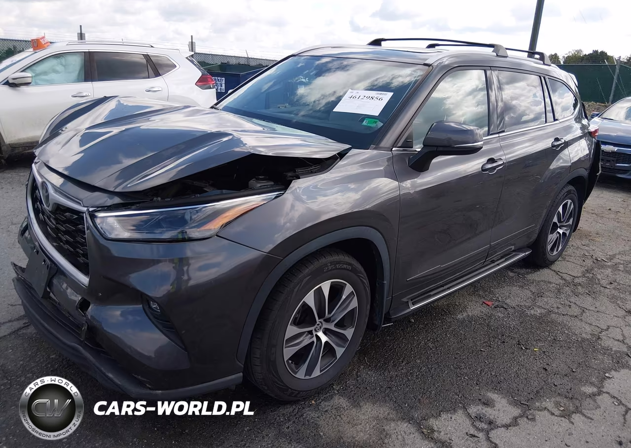 2022 Toyota Highlander Xle VIN:5TDGZRBH4NS227367 - 2