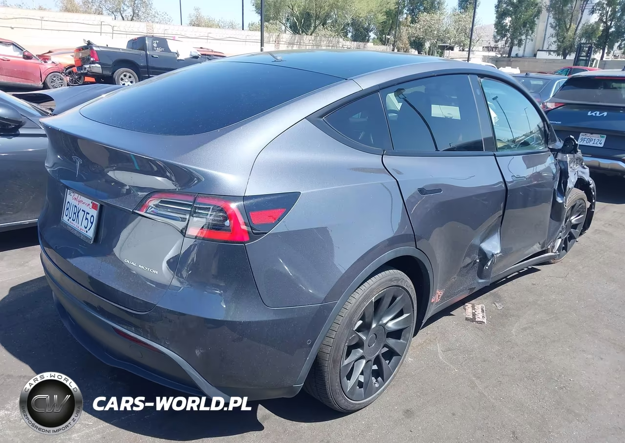 2021 Tesla Model Y Long Range Dual Motor All-Wheel Drive VIN:5YJYGDEE7MF091060 - 4