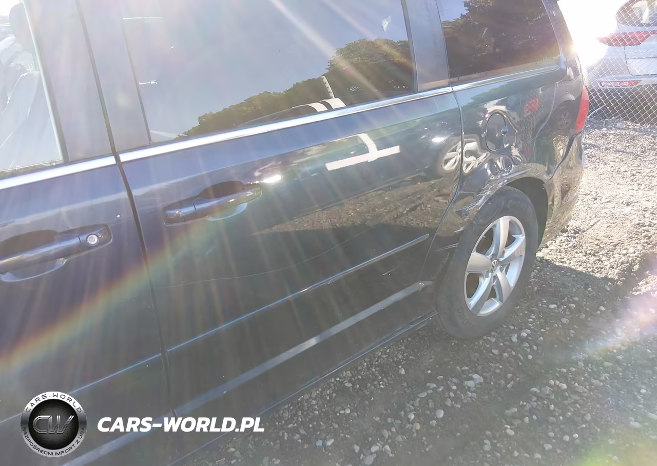 2009 Volkswagen Routan Se VIN:2V8HW341X9R546432 - 6