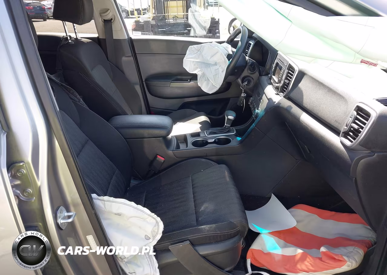2019 Kia Sportage Lx VIN:KNDPMCAC2K7584246 - 5