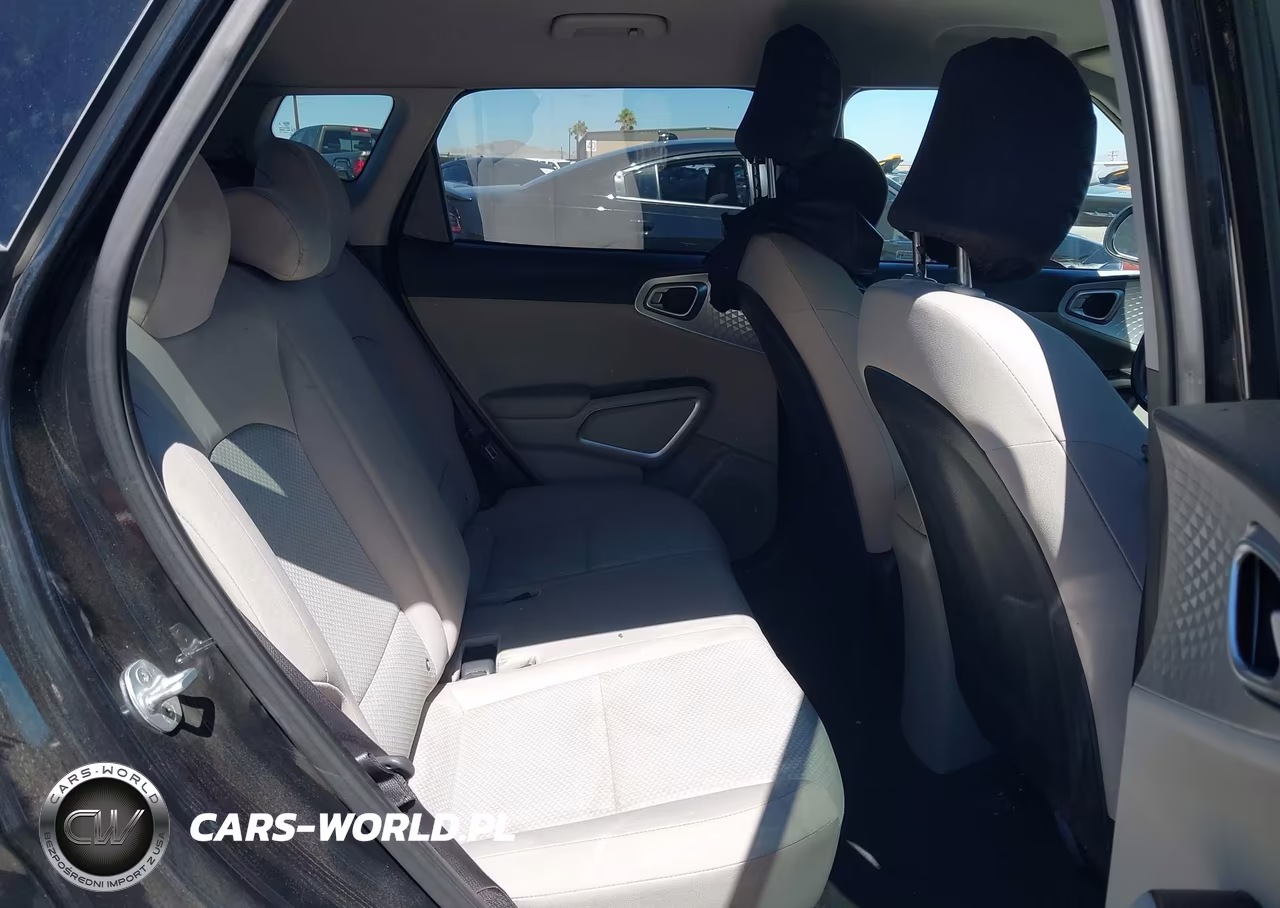 2020 Kia Soul Lx VIN:KNDJ23AU5L7700397 - 8