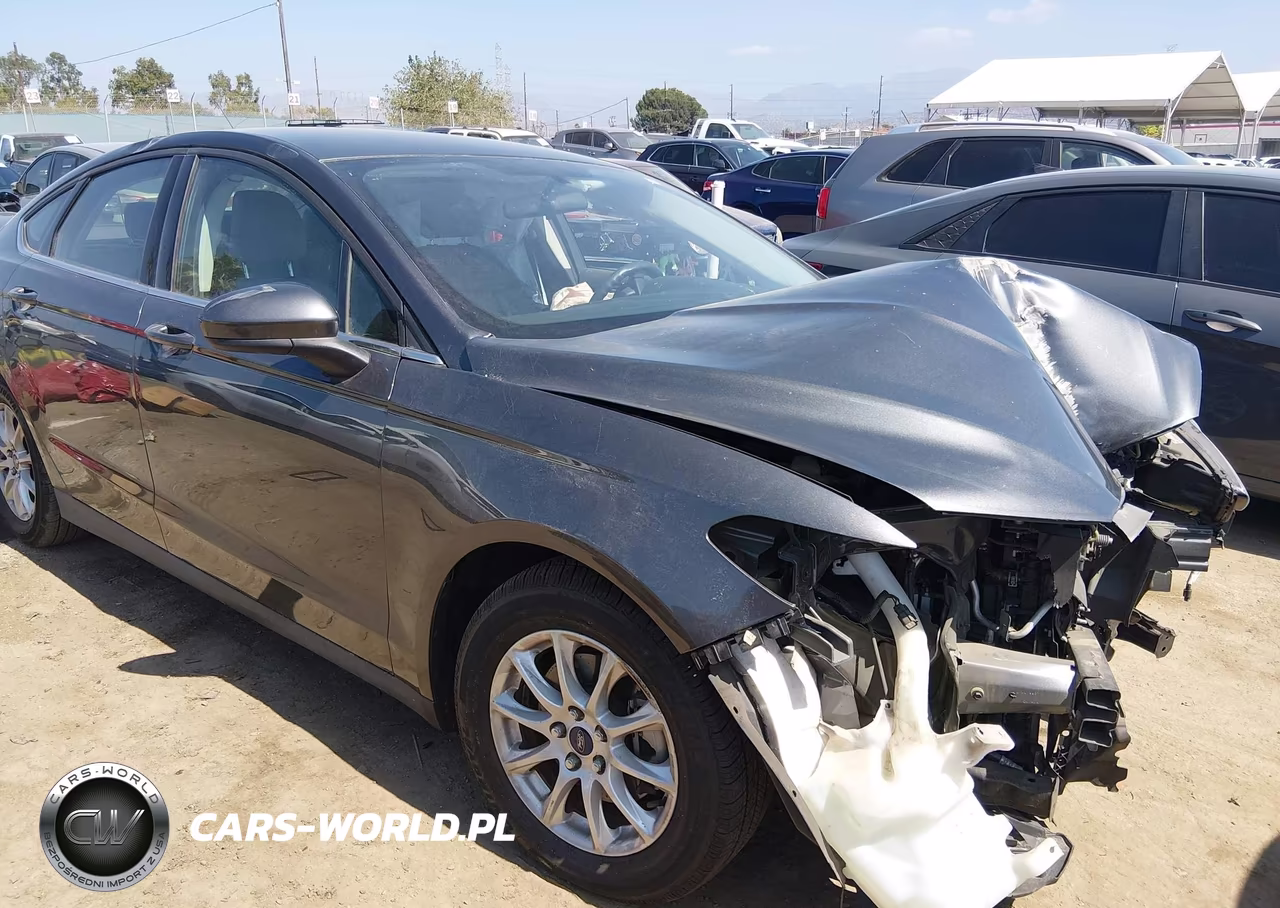 2015 Ford Fusion S