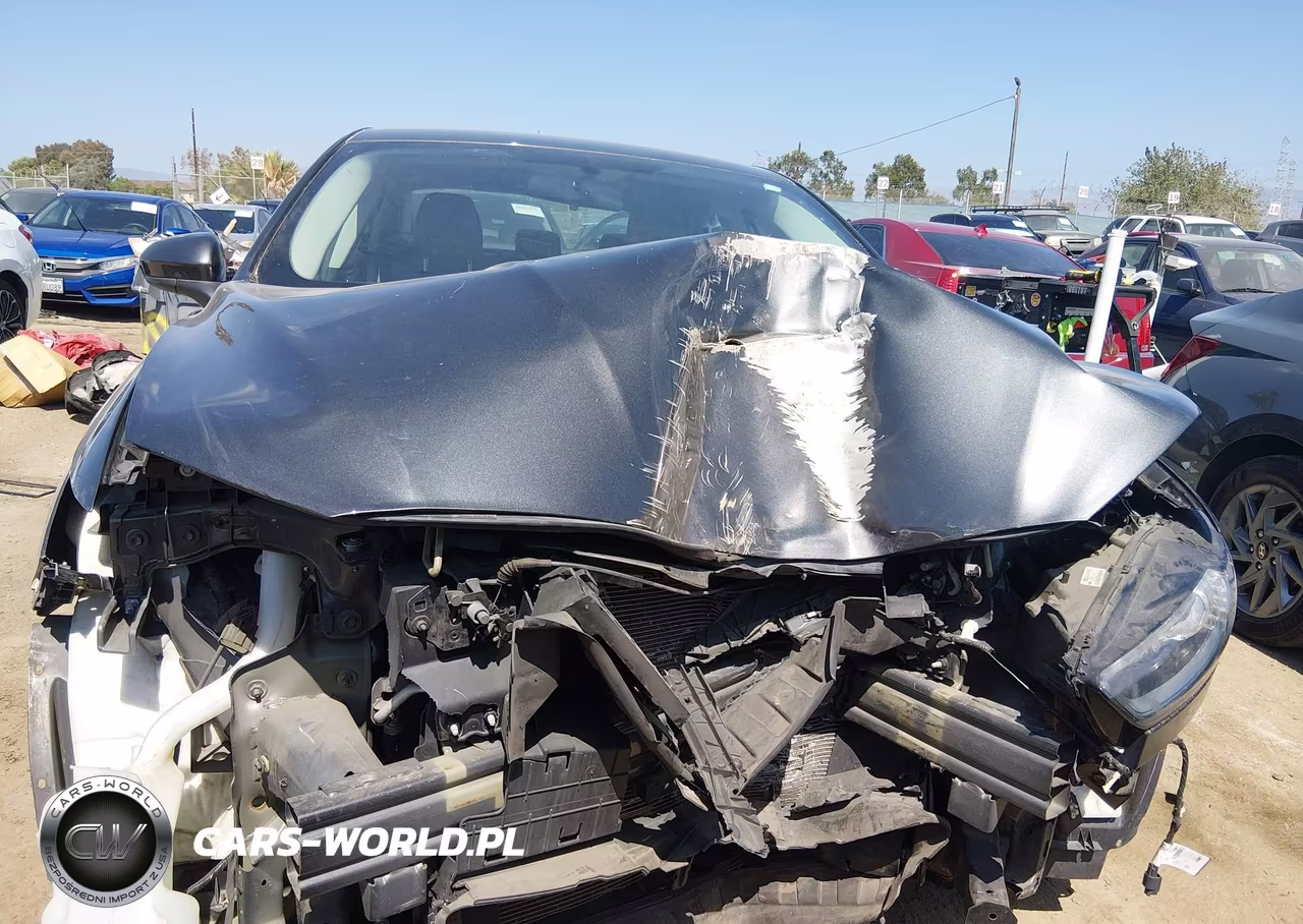 2015 Ford Fusion S VIN:3FA6P0G73FR183336 - 13