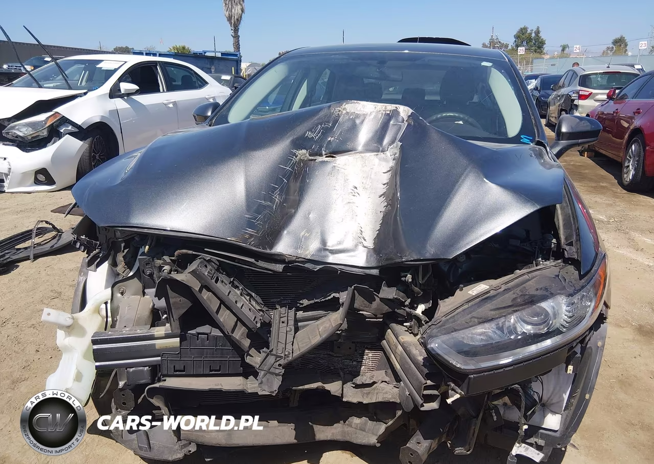 2015 Ford Fusion S VIN:3FA6P0G73FR183336 - 6