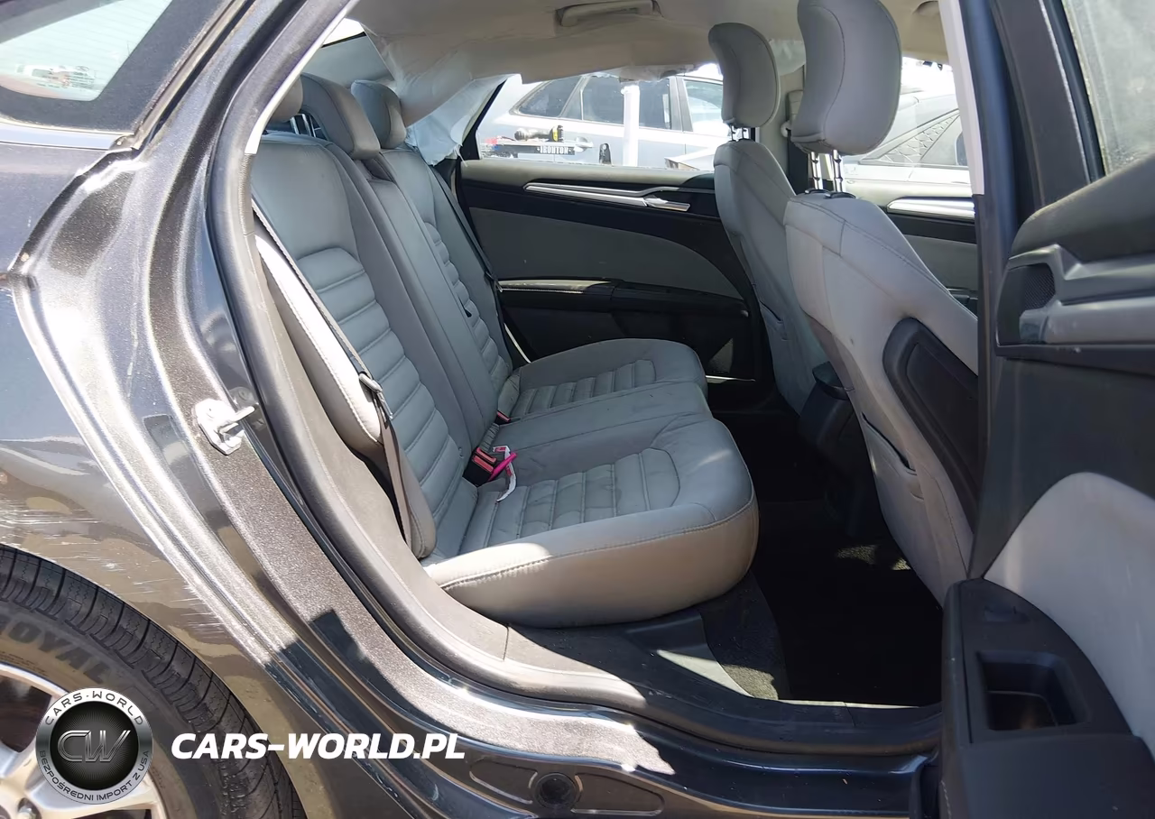 2015 Ford Fusion S VIN:3FA6P0G73FR183336 - 8