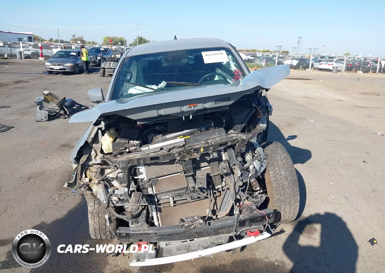 2025 Nissan Frontier Long Bed Pro-4X 4X4 VIN:1N6ED1FK8SN642347 - 11