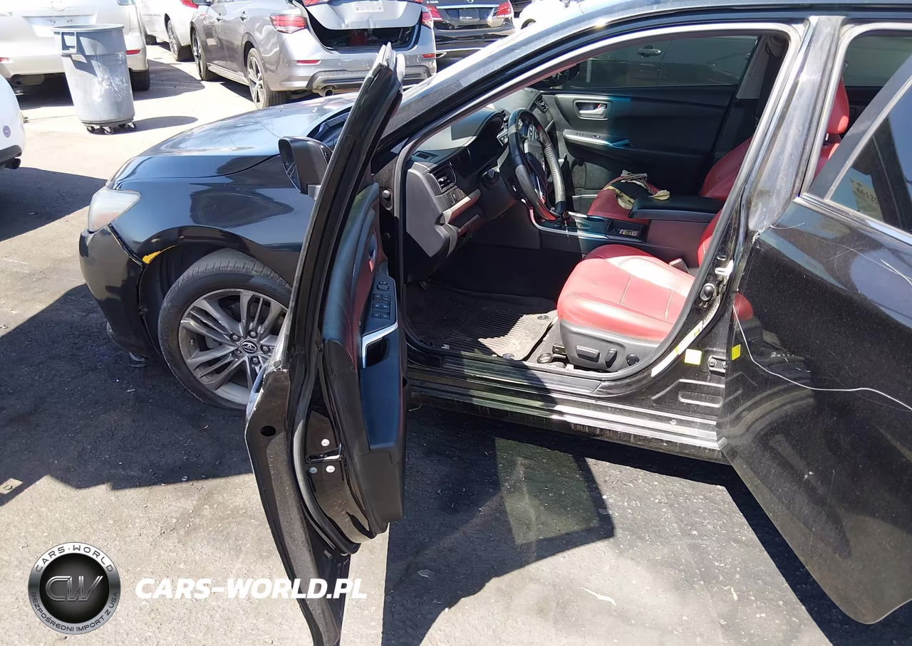 2015 Toyota Camry Se VIN:4T1BF1FK2FU941212 - 5