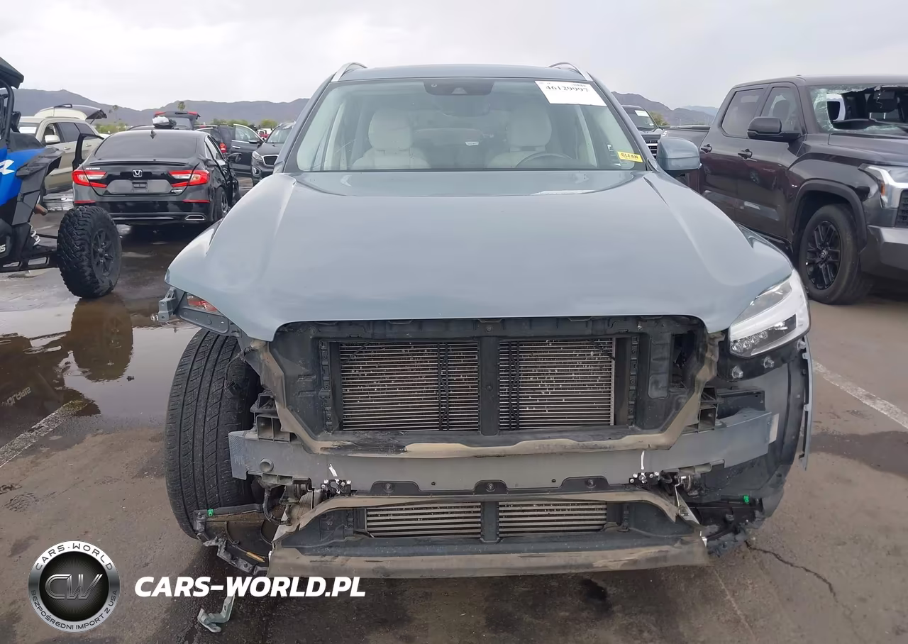 2020 Volvo Xc90 T6 Momentum 6 Passenger VIN:YV4A221K0L1613693 - 13
