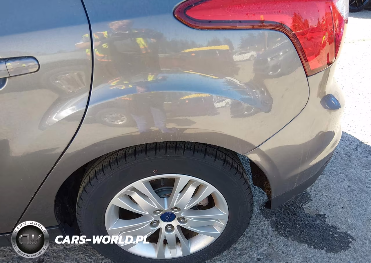 2012 Ford Focus Sel VIN:1FAHP3M23CL279822 - 6