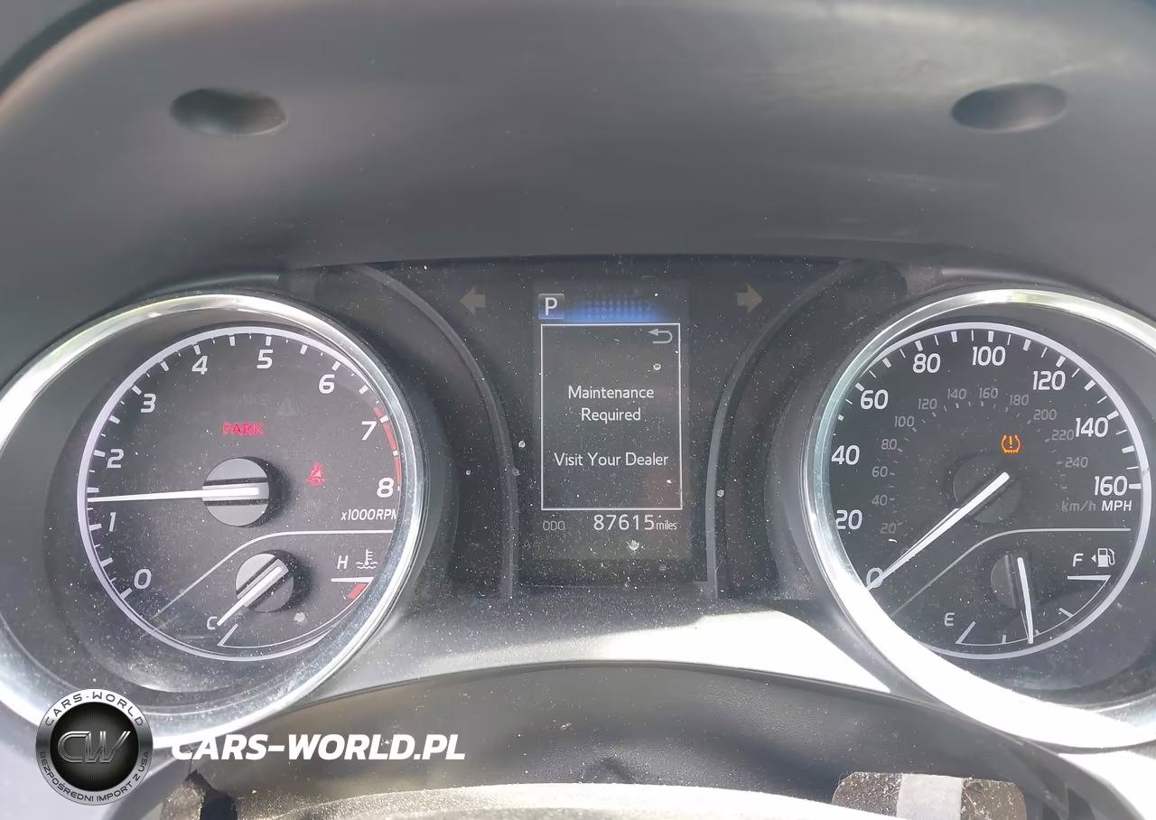 2020 Toyota Camry Le VIN:4T1C11AK2LU975947 - 7