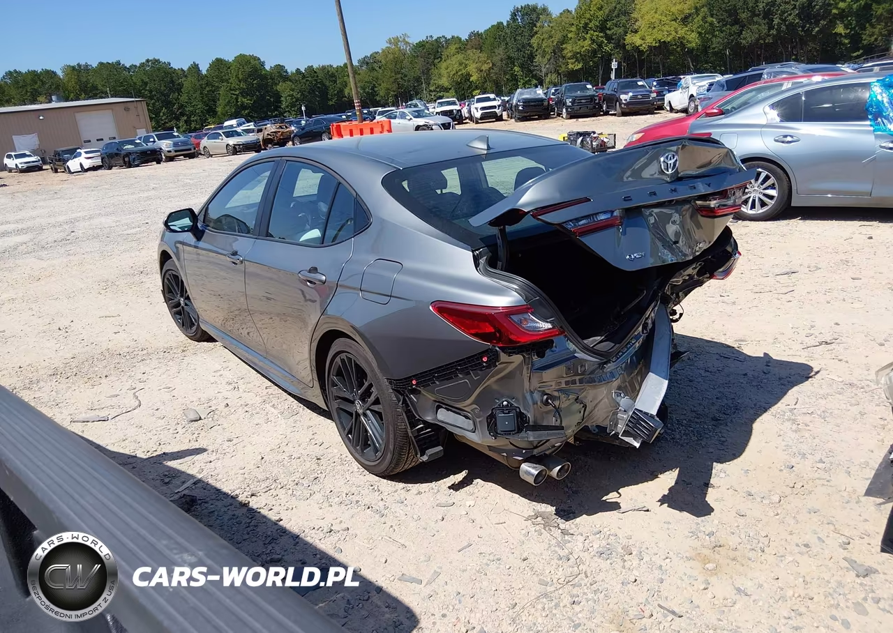 2026 Toyota Camry Se VIN:4T1DAACK4TU331738 - 3